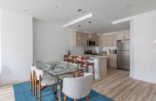 Hoboken Apartment | Bright 3BR Loft with Outdoor Space Steps from NYC