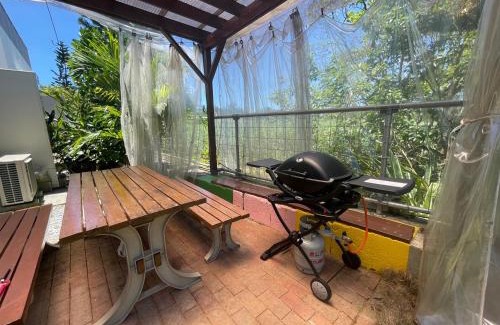 Sumuide Villa | Exclusive BBQ Retreat Near Kouri Island - Family Friendly!