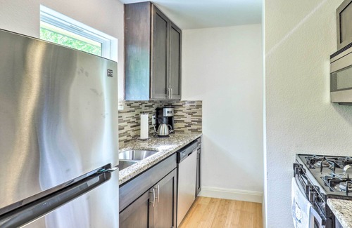 Govalle Apartment | Bright Studio Retreat Just 2 Miles from Downtown Austin!