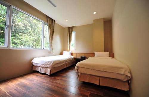 Yuchi House | Discover Sun Moon Lake Karuizawa Villa: Family-Friendly Escape