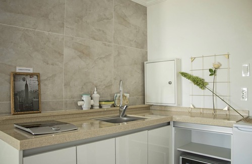 Andeok Apartment | Serene Sun & Moon Resort: Ocean Views and Family-Friendly Amenities