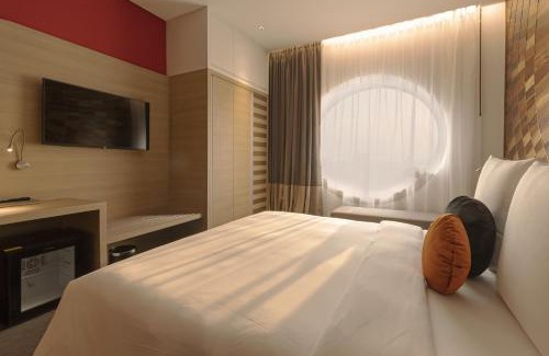 Chamkar Mon Hotel | Riverside Retreat at SUN & MOON Hotel - Rated 8.6/10