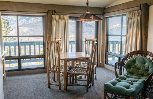 Winthrop Resort | Explore Sun Mountain Lodge: Oceanfront Retreat with Spa