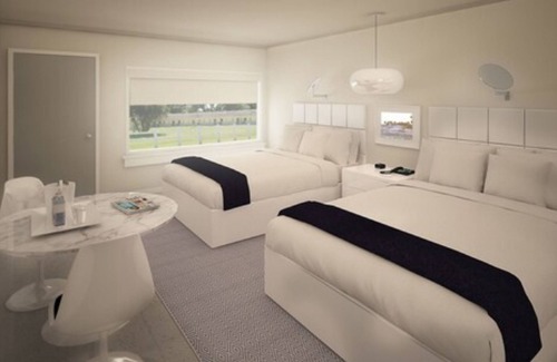 Silver Springs Hotel | Cozy Retreat at Sun Plaza Motel with Spa & Breakfast