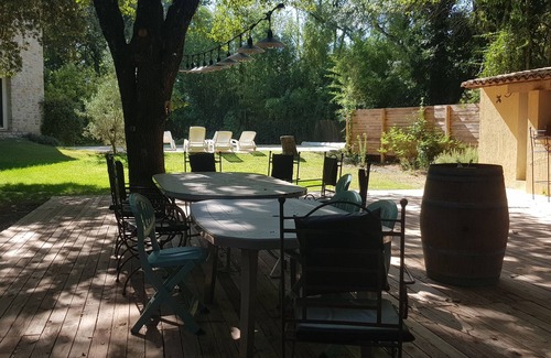 Fontanes Villa | Relaxation Awaits: Experience a Peaceful Green Retreat