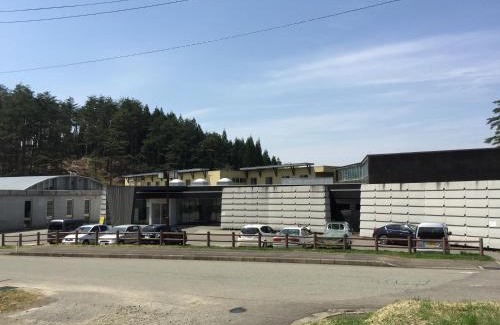 Misato Hotel | Relax at Sun R with Inviting Hot Tub Amenities