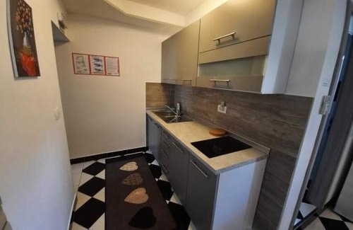Marindol Apartment | Discover Sun River Kolpa: Family-Friendly Retreat with Top Ratings