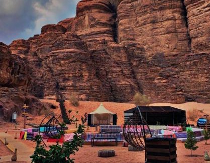 Wadi Rum Hotel | Elegant Sun Rum: Pet-Friendly Stay with Perfect 10/10 Rating