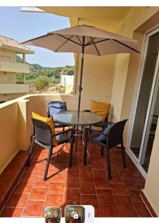 Puerto de la Duquesa Apartment | Relax with Sun, Sand & Refreshing Drinks at Our Hotel