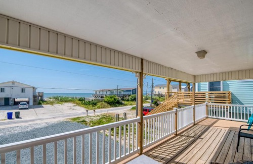 North Topsail Beach House | Memorable Stays at Sun'Sational Memories Hotel - 4 Star Rated