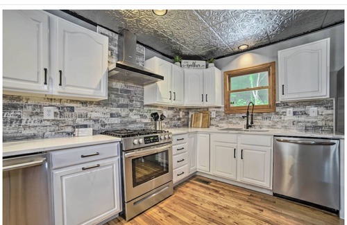 La Follette House | Enchanting Waterfront Home with Private Dock & Pool