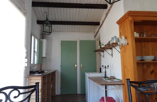 El Perello Cottage | Discover Tranquility at Casita Tres: Oceanfront Oasis Awaits