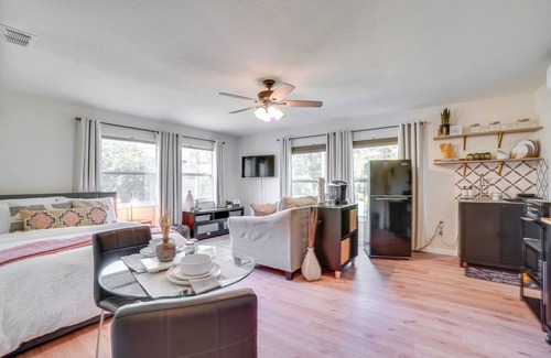 Apopka Apartment | Sunny Apopka Studio with Pool Access and Pet-Friendly Perks