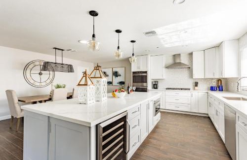 Cavalier Vista House | Pet-Friendly Scottsdale Retreat with Pool & Family Amenities