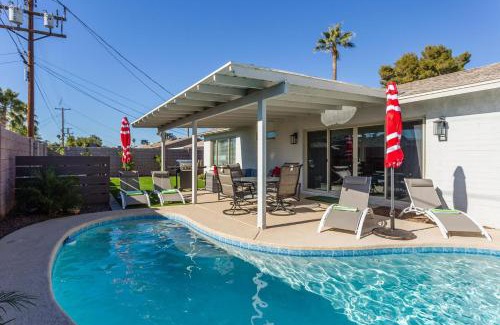 Cavalier Vista House | Pet-Friendly Scottsdale Retreat with Pool & Family Amenities