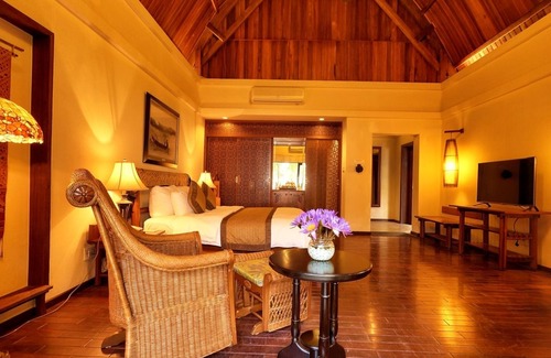 Bao Ninh Resort | Relax at Sun Spa Resort & Villas with Ocean Views and Pool