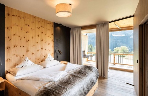 Mittersill Hotel | Relaxing Getaway at Gut Sonnberghof Naturhotel B&B