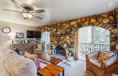Ketchum Apartment | Top-Rated Sun Valley Hideaway with Hot Tub & Family Fun