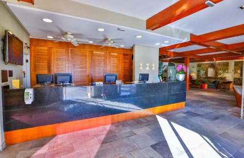 Marilia Hotel | Experience Sun Valley Marília: Pet-Friendly Oceanfront Retreat