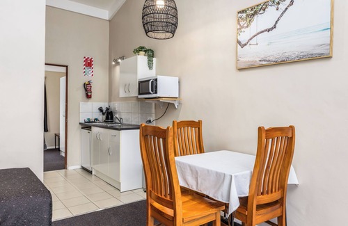 Wellsford Apartment | Sun Valley Motel - Unit 5 (1 bedroom)