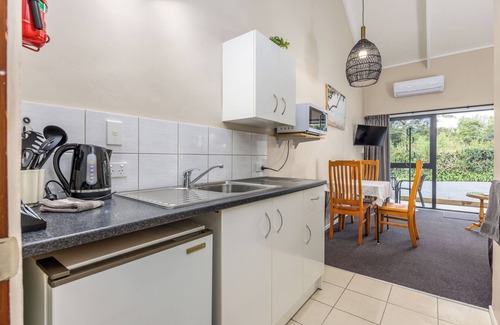 Wellsford Apartment | Sun Valley Motel - Unit 5 (1 bedroom)