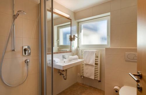 Auffach Hotel | Experience Sun Valley - Wildschönau with Oceanfront Bliss