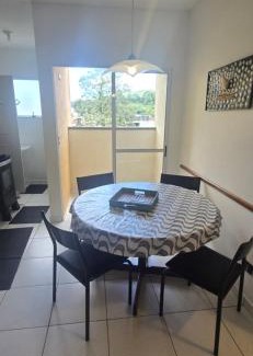 Ipiranguinha Apartment | Cozy Sun Way Apto near Ubatuba Center - Highly Rated Stay