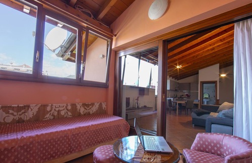 Pallanza Apartment | Suna Beach Apartment, Verbania, Italy