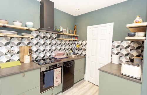 Whitstable House | Welcoming Sunbeam and Sundance Cosy House for Families