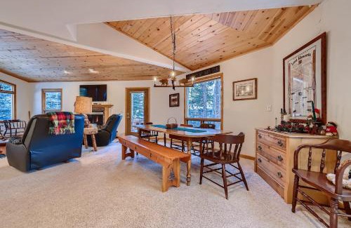 Sunbeam Estates House | Sunbeam Cabin Near Downtown with Family-Friendly Amenities