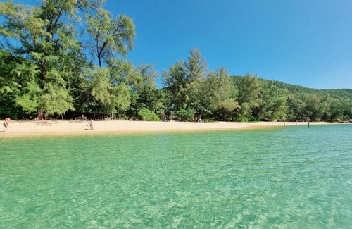 Koh Rong Sanloem Resort | Cozy SunBoo Beach Bungalows with Oceanfront Pool & Pets