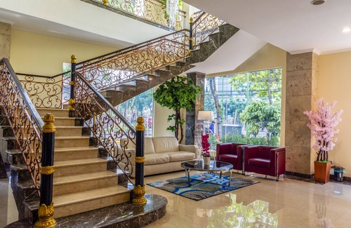 Grogol Utara Hotel | Budget-Friendly Sunbreeze Hotel Senayan with Family Amenities