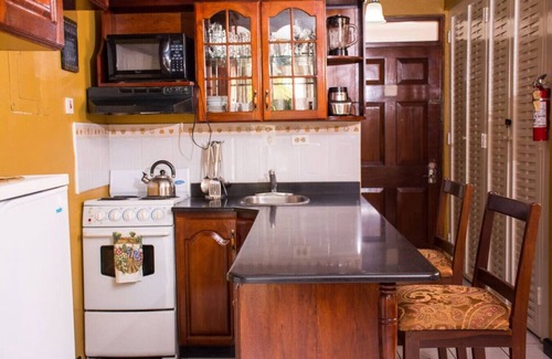 Ocho Rios Apartment | Beach Access Studio Suite with Pool View & Top Reviews