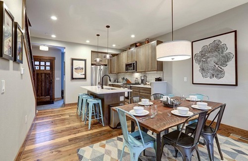 Cle Elum House | Mountain View Escape: Suncadia 2-Bdrm with Patio Access
