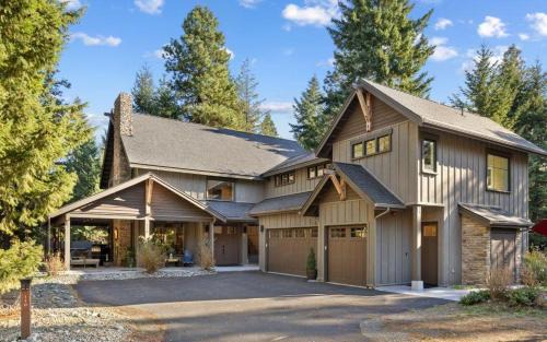 Cle Elum House | Inviting Suncadia 5 Bdrm Home with Pool and Hot Tub