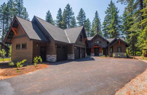Cle Elum House | Inviting Suncadia 5 Bdrm Pet Friendly Home with Pool