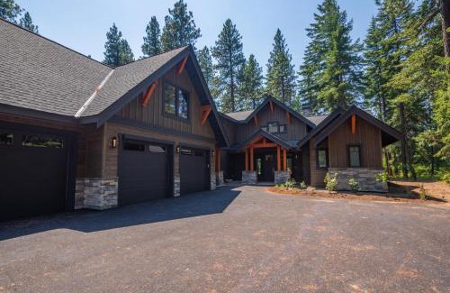 Cle Elum House | Inviting Suncadia 5 Bdrm Pet Friendly Home with Pool