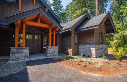 Cle Elum House | Inviting Suncadia 5 Bdrm Pet Friendly Home with Pool