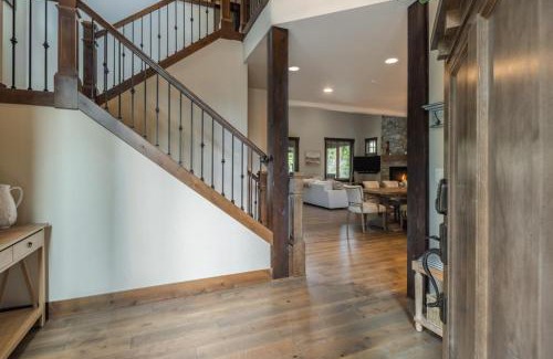 Cle Elum House | Inviting Suncadia Golf Course View Home with Pool & Hot Tub