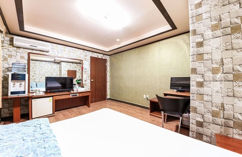 Sunchang Hotel | Eco-Friendly Comfort at Sunchang Manhattan Hotel