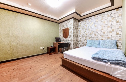 Sunchang Hotel | Eco-Friendly Comfort at Sunchang Manhattan Hotel