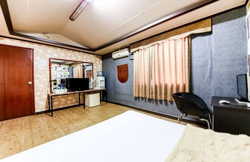 Sunchang Hotel | Eco-Friendly Comfort at Sunchang Manhattan Hotel