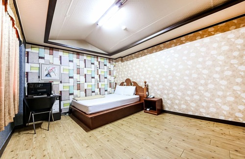 Sunchang Hotel | Eco-Friendly Comfort at Sunchang Manhattan Hotel