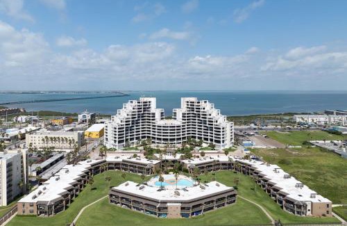 South Padre Island Apartment | Oceanfront Bliss at Sunchase IV - 4-Star Excellence
