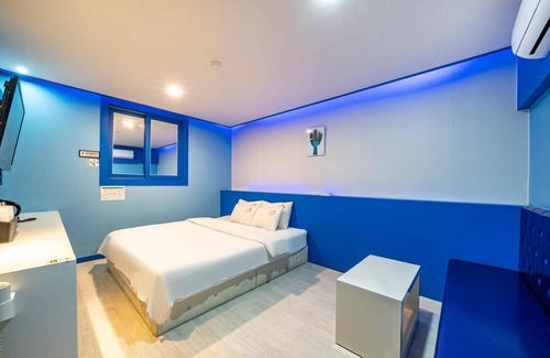 Suncheon Hotel | Eco-Friendly Comfort at Suncheon 9to9 with Hot Tub Access