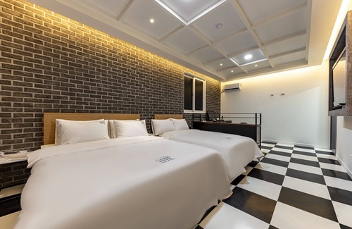 Chorye Hotel | Eco-Friendly Getaway at Suncheon Capri with Hot Tub