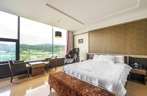 Kwannam Hotel | Eco-Friendly Stay at Suncheon Embassador Hotel