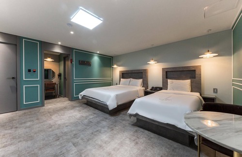 Suncheon Hotel | Eco-Friendly Stay at Suncheon Hotel Moon with Breakfast
