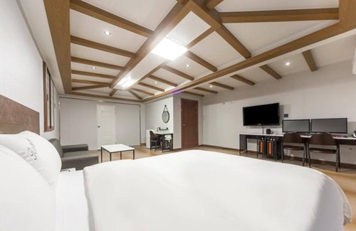 Suncheon Hotel | Eco-Friendly Retreat at Suncheon Hotel Romeo - Rated 10/10