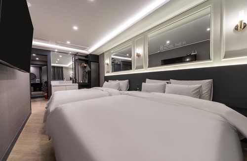 Suncheon Hotel | Eco-Friendly Retreat at Suncheon Hotel THE H - 10/10 Rated